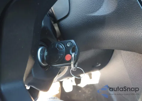 2014 Ford Focus Se z USA, uszkodzony, nr VIN 1FADP3K27EL192803